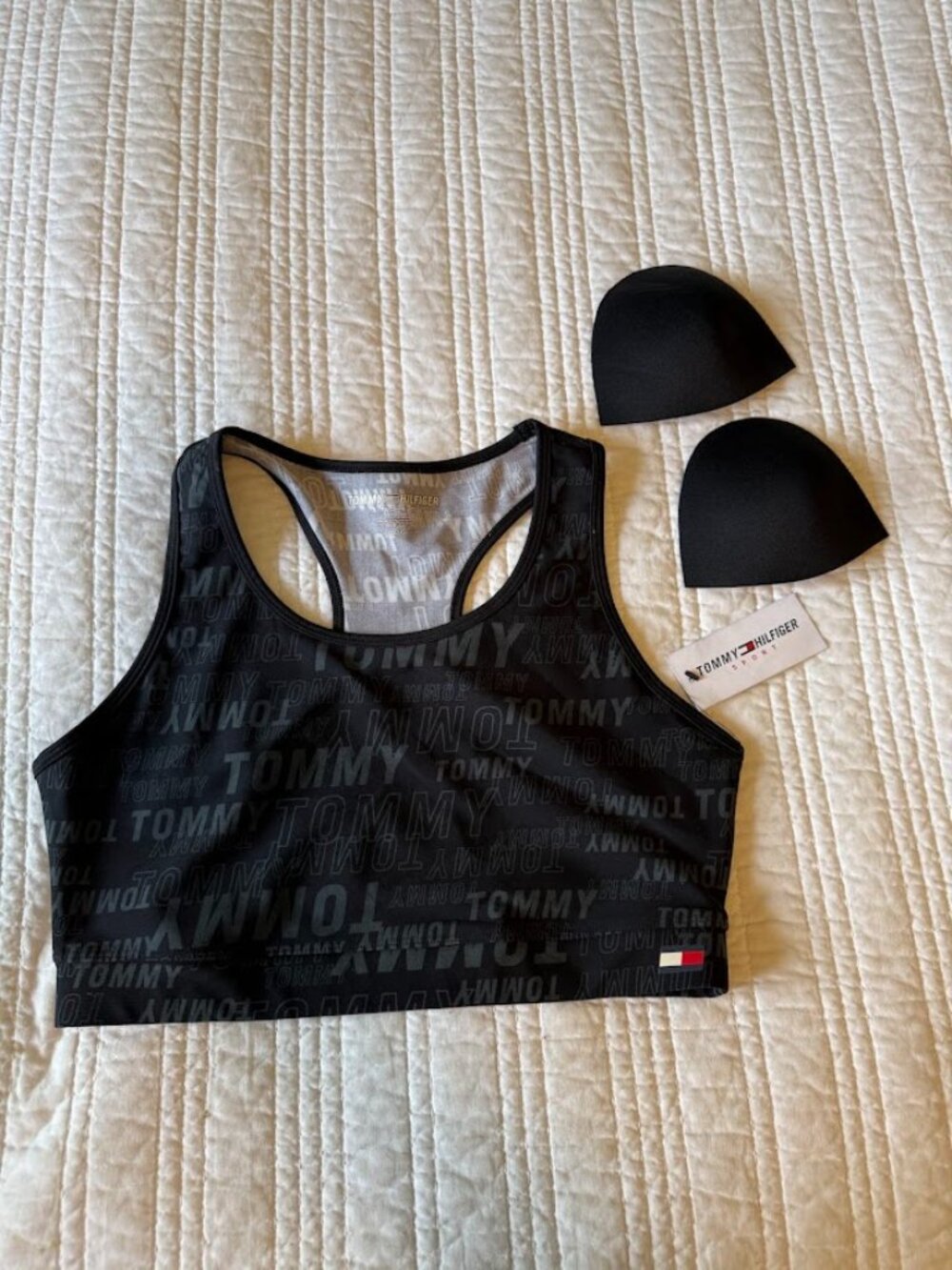 Tommy Hilfiger LOGO NWT Performance Racerback Sports Bra Removable Pads Sz Large
